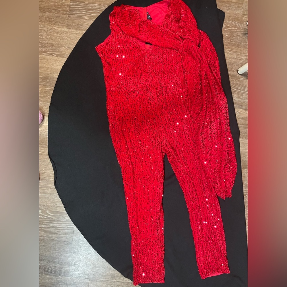 Jumpsuit - Picture 3 of 9